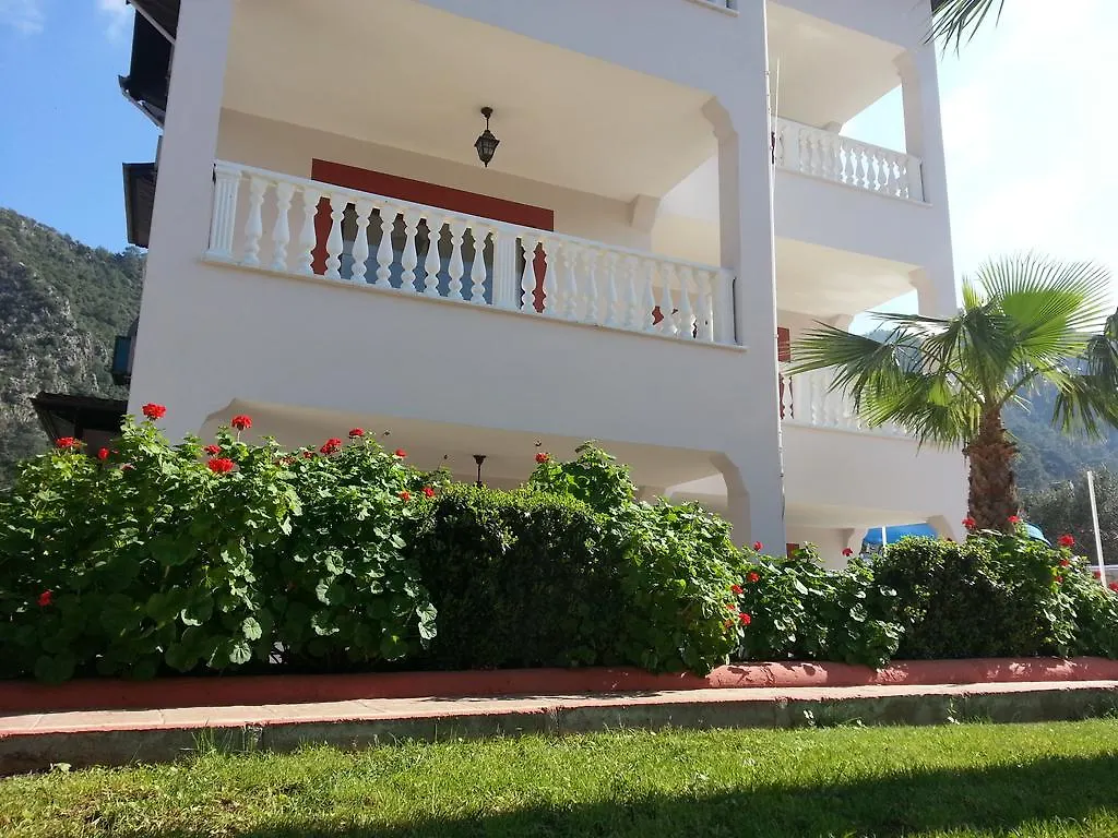 Champagne Apartments Icmeler Turkey